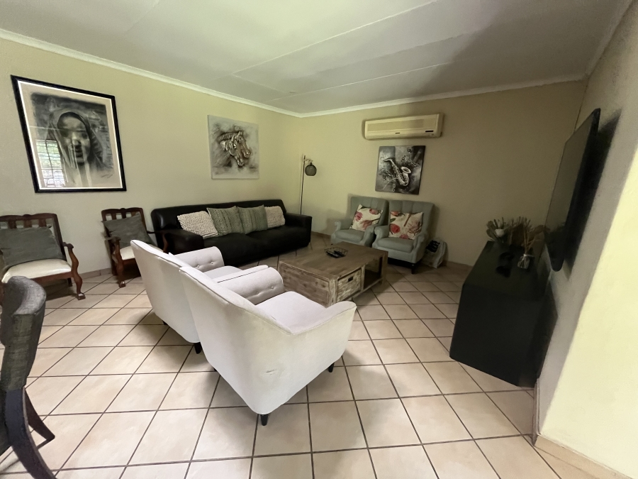 3 Bedroom Property for Sale in Safari Gardens North West